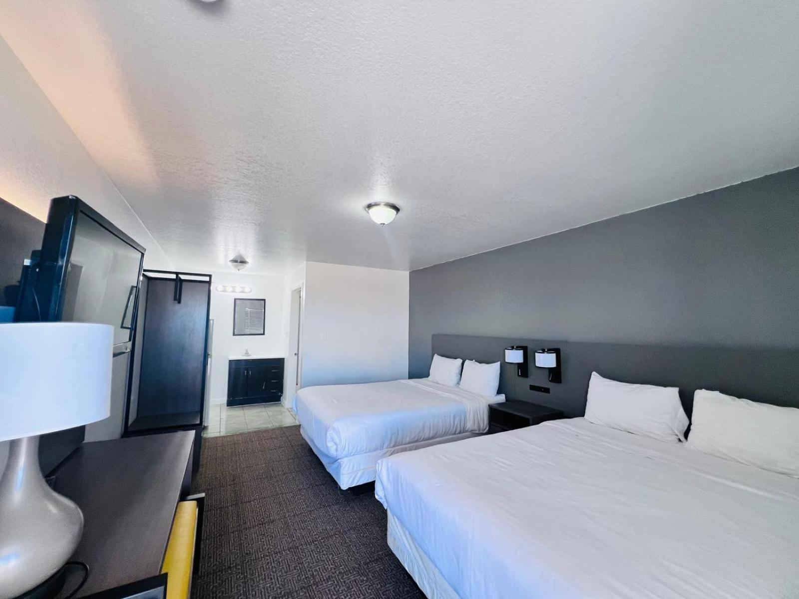 Oyo Garden Inn And Suites Pearsall I-35 East 외부 사진